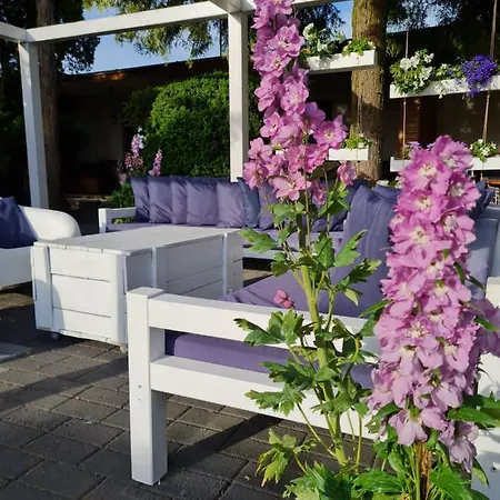 アパート Osrodek Wypoczynkowy Karolina *